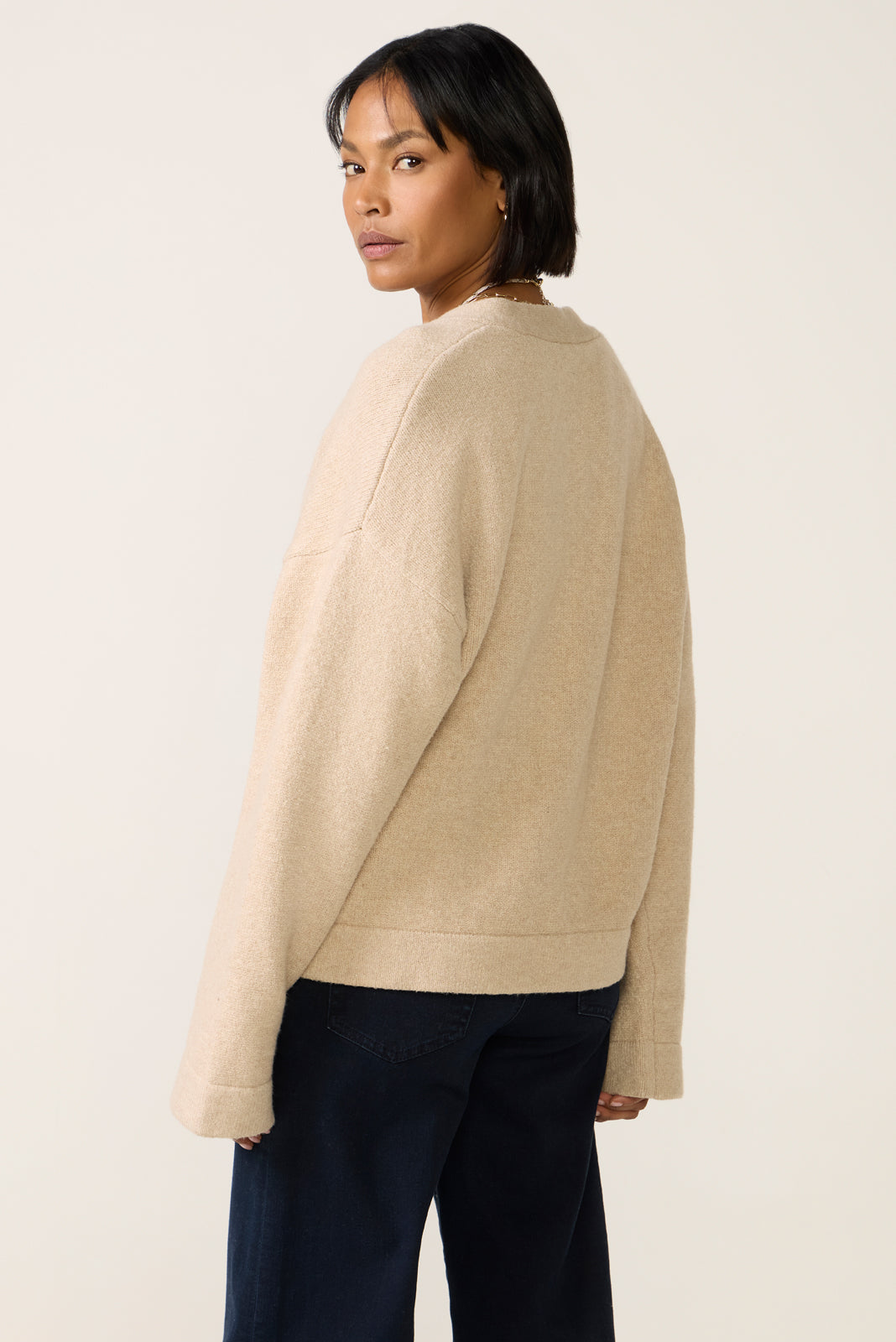 Jackson V Neck Popover