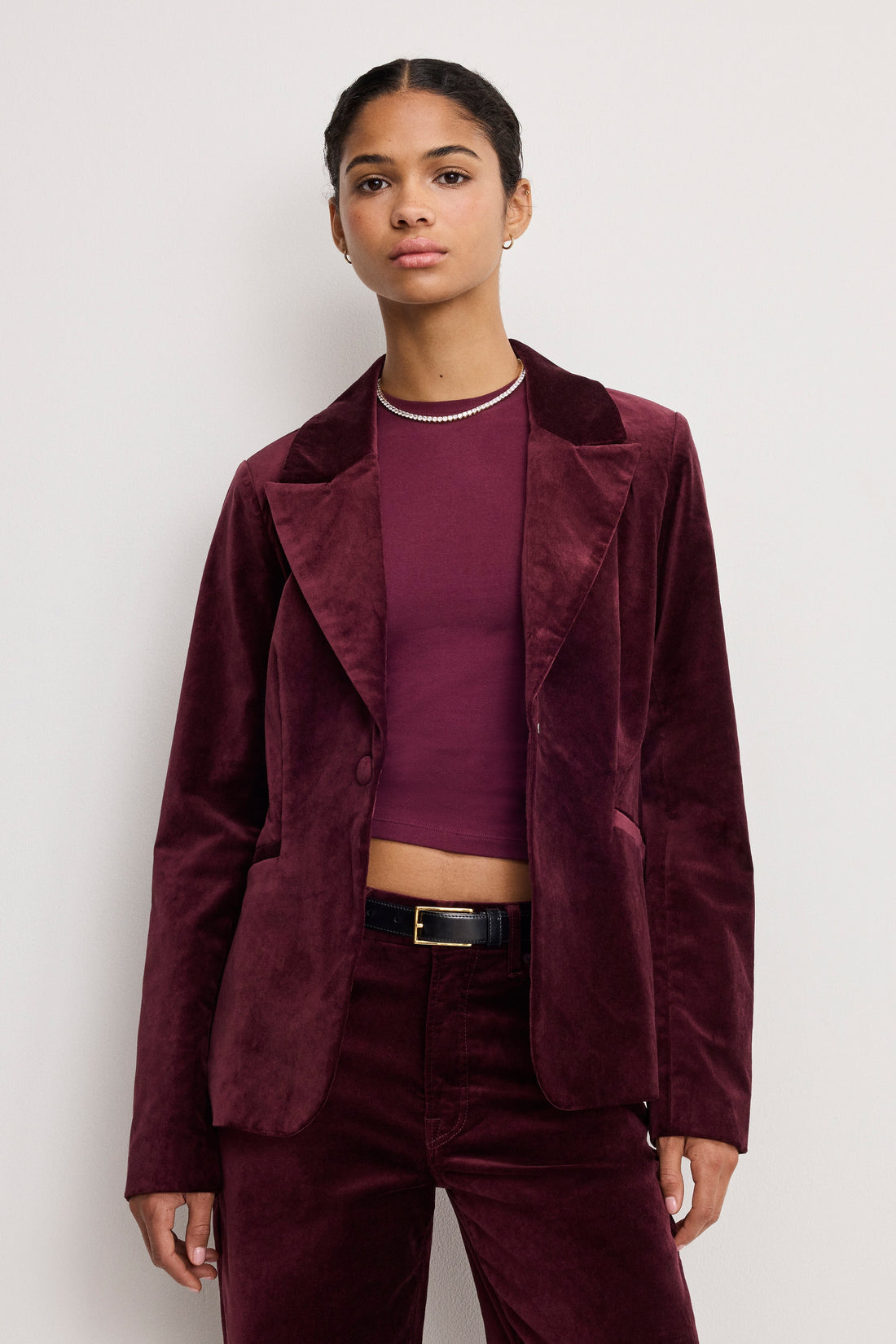 VELVET SCULPTED BLAZER | FIG007