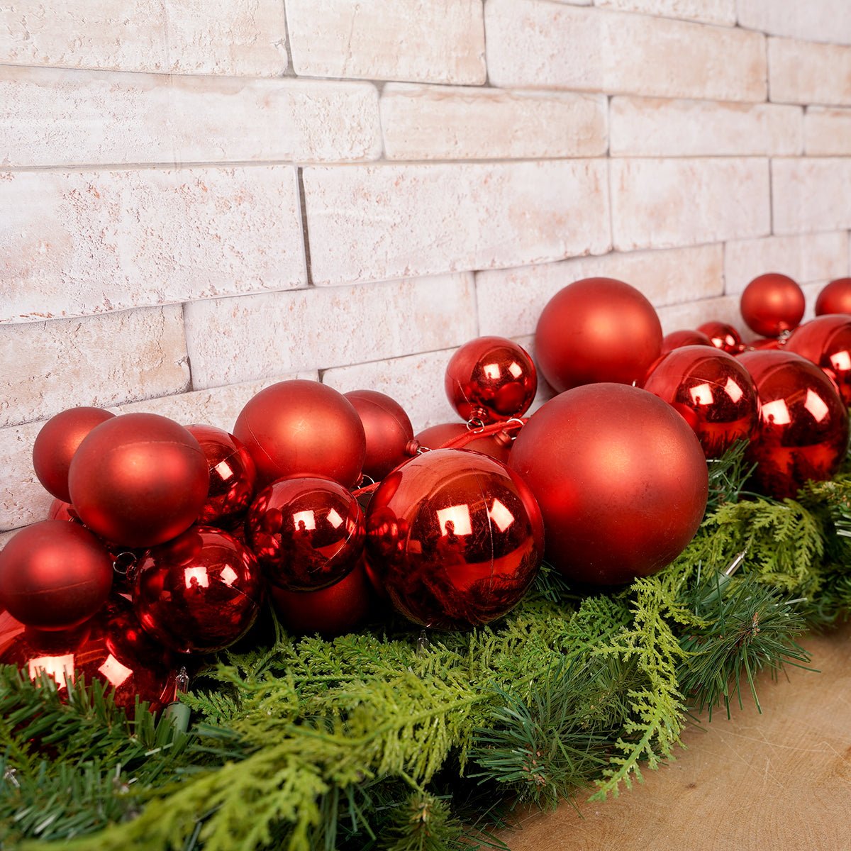 Red Ball Garland
