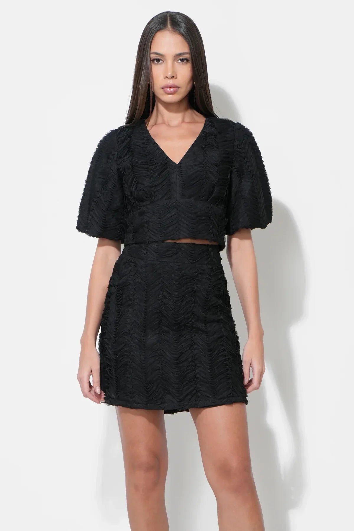 LILAH TEXTURED MINI SKIRT